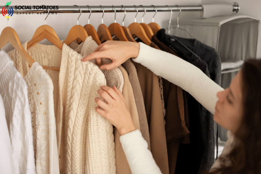 How To Create A Capsule Wardrobe: 7 Simple Steps To Follow: