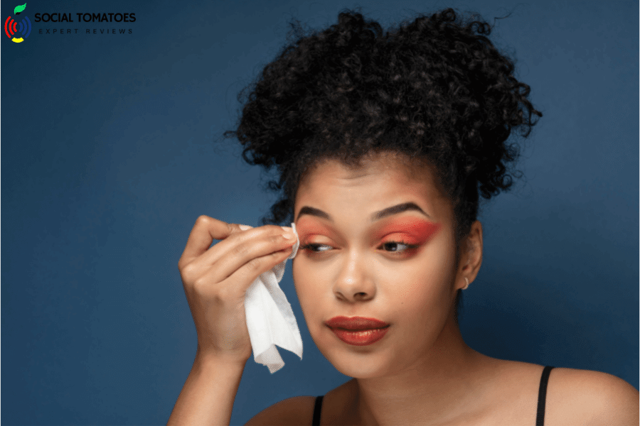 A Simple Everyday Makeup Routine; From the Experts